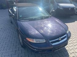 Blau Gebraucht 1999 Chrysler Stratus Cabrio | 3.500 € (Etwas zu teuer)