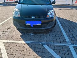 Schwarz Gebraucht 2008 Ford Fiesta Kleinwagen | 1.650 € (Fairer Preis)