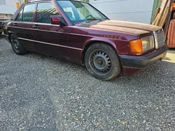 Rot Gebraucht 1992 Mercedes 190 Avantgarde Limousine | 4.100 €