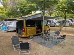 Gelb Gebraucht 2018 VW T6 California Van | 53.900 €