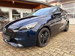 Deep crystal blue Gebraucht 2024 Mazda 2 Homura-Line Kleinwagen | 18.990 € (Guter Preis)