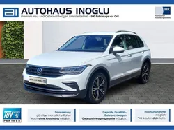 Weiß pure white Gebraucht 2022 VW Tiguan Active SUV | 26.980 € (Guter Preis)