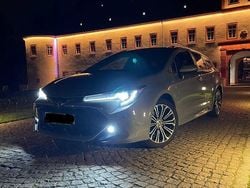 Grau Gebraucht 2021 Toyota Corolla Limousine | 21.500 € (Fairer Preis)