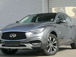 Grau Gebraucht 2016 Infiniti QX30 Premium SUV | 18.980 €