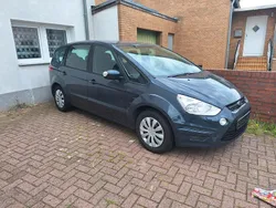 Grau Gebraucht 2011 Ford S-MAX S Van / Kleinbus | 7.199 € (Fairer Preis)