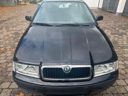 Schwarz Gebraucht 2005 Skoda Octavia Kombi | 4.499 €