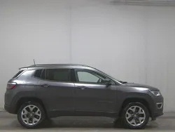 Granite crystal metallic Gebraucht 2020 Jeep Compass Limited SUV | 16.980 € (Guter Preis)