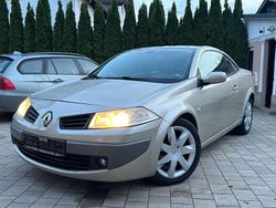 Beige Gebraucht 2007 Renault Mégane Cabriolet Dynamique Cabrio | 1.490 € (Fairer Preis)