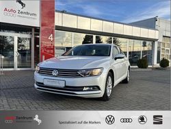 Weiß Gebraucht 2015 VW Passat Comfortline Limousine | 14.670 € (Guter Preis)