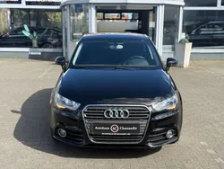 Schwarz Gebraucht 2013 Audi A1 Sportback Attraction Kleinwagen | 9.999 € (Guter Preis)