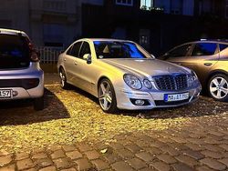 Grau Gebraucht 2007 Mercedes E350 Elegance Limousine | 9.050 € (Fairer Preis)