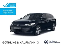 Grenadillschwarz metallic Gebraucht 2024 VW Passat Business Kombi | 31.930 € (Guter Preis)