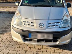 Silber Gebraucht 2011 Nissan Pixo Kleinwagen | 2.350 € (Fairer Preis)