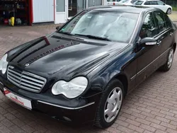 Schwarz Gebraucht 2003 Mercedes C240 Limousine | 1.350 € (Superpreis)