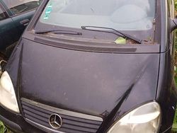 Schwarz Gebraucht 2002 Mercedes A140 Classic Van / Kleinbus | 700 € (Guter Preis)