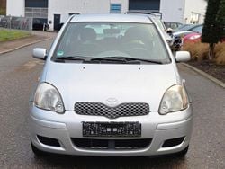 Silber Gebraucht 2004 Toyota Yaris Sol Kleinwagen | 1.999 € (Fairer Preis)