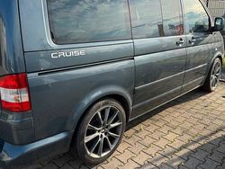 Grau Gebraucht 2007 VW T5 Van | 12.200 € (Teuer)