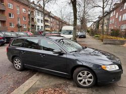 Grau Gebraucht 2011 Volvo V70 Kombi | 10.990 € (Teuer)