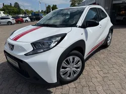 Weiß Gebraucht 2022 Toyota Aygo X-play Kleinwagen | 14.440 € (Guter Preis)