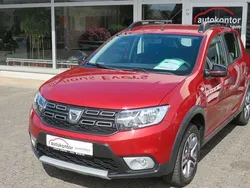 Rot Gebraucht 2020 Dacia Sandero Stepway Kleinwagen | 10.499 € (Guter Preis)