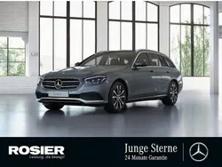 Grau Gebraucht 2022 Mercedes E300 Avantgarde Limousine | 39.990 € (Etwas zu teuer)