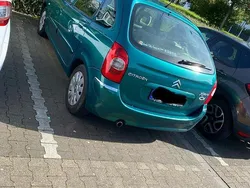 Grün Gebraucht 2004 Citroën Xsara Picasso Van / Kleinbus | 2.800 € (Etwas zu teuer)