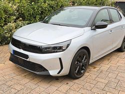 Silber Gebraucht 2023 Opel Corsa Limousine | 16.400 € (Fairer Preis)