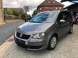 Grau Gebraucht 2009 VW Touran Comfortline Van / Kleinbus | 5.500 € (Fairer Preis)