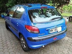 Blau Gebraucht 2001 Peugeot 206 Limousine | 1.500 € (Fairer Preis)