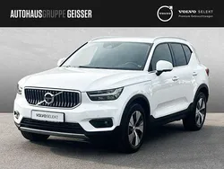 Crystal weiß perleffekt Gebraucht 2022 Volvo XC40 Inscription SUV | 31.250 € (Guter Preis)