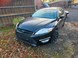 Schwarz Gebraucht 2011 Ford Mondeo Kombi | 3.777 € (Guter Preis)