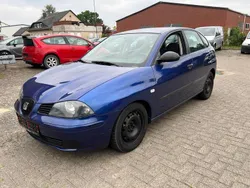 Blau Gebraucht 2003 Seat Ibiza Kleinwagen | 1.000 € (Fairer Preis)