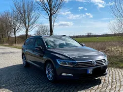 Grau Gebraucht 2017 VW Passat Kombi | 10.900 € (Guter Preis)