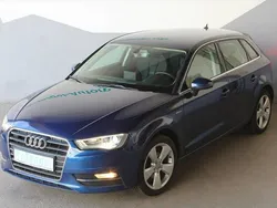 Scubablau metallic Gebraucht 2015 Audi A3 Sportback g-tron Ambition Limousine | 10.450 € (Fairer Preis)