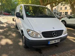 Weiß Gebraucht 2006 Mercedes Vito Van / Kleinbus | 4.990 €