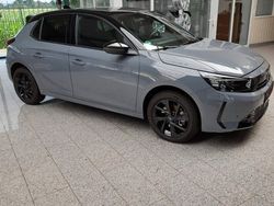 Grau Gebraucht 2023 Opel Corsa Limousine | 19.990 € (Etwas zu teuer)