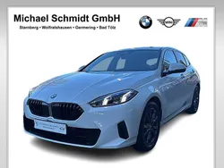Alpinweiss 3 Gebraucht 2024 BMW 118 Shadowline Kleinwagen | 29.888 € (Fairer Preis)