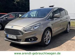 Silber Gebraucht 2016 Ford S-MAX Titanium Van / Kleinbus | 13.490 € (Fairer Preis)