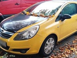 Gelb Gebraucht 2010 Opel Corsa Selection Limousine | 2.450 € (Superpreis)