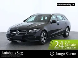 Schwarz obsidianschwarz Gebraucht 2021 Mercedes C220 Avantgarde Kombi | 29.750 € (Fairer Preis)