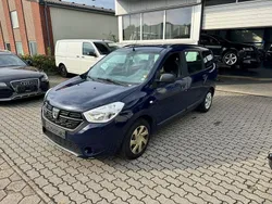 Blau Gebraucht 2019 Dacia Lodgy Essentiel Van / Kleinbus | 6.490 € (Guter Preis)