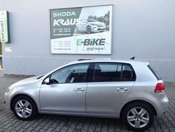 Reflexsilber metallic Gebraucht 2009 VW Golf VI Comfortline Kleinwagen | 9.600 € (Teuer)
