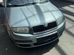 Blau Gebraucht 2005 Skoda Fabia Comfort Limousine | 1.300 € (Fairer Preis)