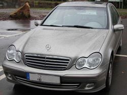 Gebraucht 2004 Mercedes C200 Elegance Limousine | 5.900 € (Teuer)