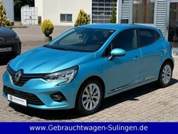 Blau Gebraucht 2020 Renault Clio V Experience Limousine | 12.595 € (Fairer Preis)