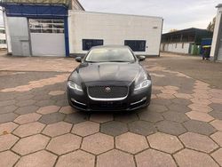 Grau Gebraucht 2017 Jaguar XJ Luxury Limousine | 9.999 € (Superpreis)