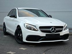 Weiß Gebraucht 2018 Mercedes C63 AMG AMG Limousine | 42.900 € (Fairer Preis)
