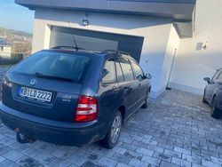 Grau Gebraucht 2007 Skoda Fabia Ambiente Kombi | 2.550 € (Fairer Preis)