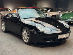 Schwarz Gebraucht 2000 Porsche 911 Carrera 4 Cabriolet Cabrio | 33.900 €