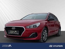 Fiery red / mic Gebraucht 2019 Hyundai i30 Turbo Kombi | 14.790 € (Guter Preis)